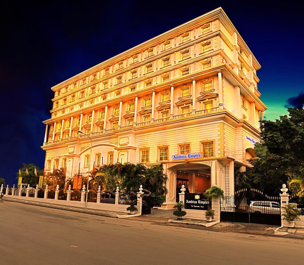 Hotel Ambica Empire Chennai Exteriör bild